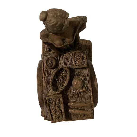 Genesis Molly Malone Fish Cart Bronzed Resin Sculpture by Jeanne Rynhart - Picture 8 of 12